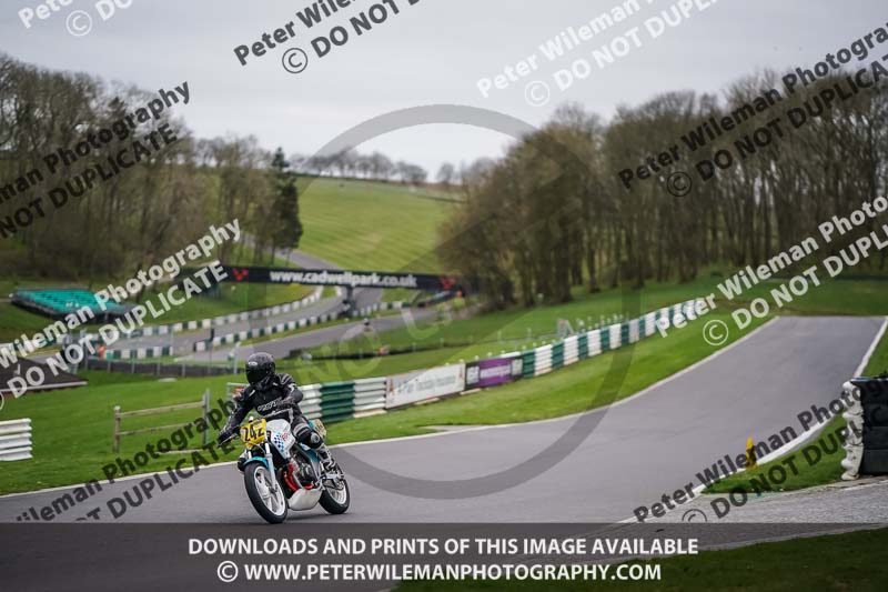 cadwell no limits trackday;cadwell park;cadwell park photographs;cadwell trackday photographs;enduro digital images;event digital images;eventdigitalimages;no limits trackdays;peter wileman photography;racing digital images;trackday digital images;trackday photos